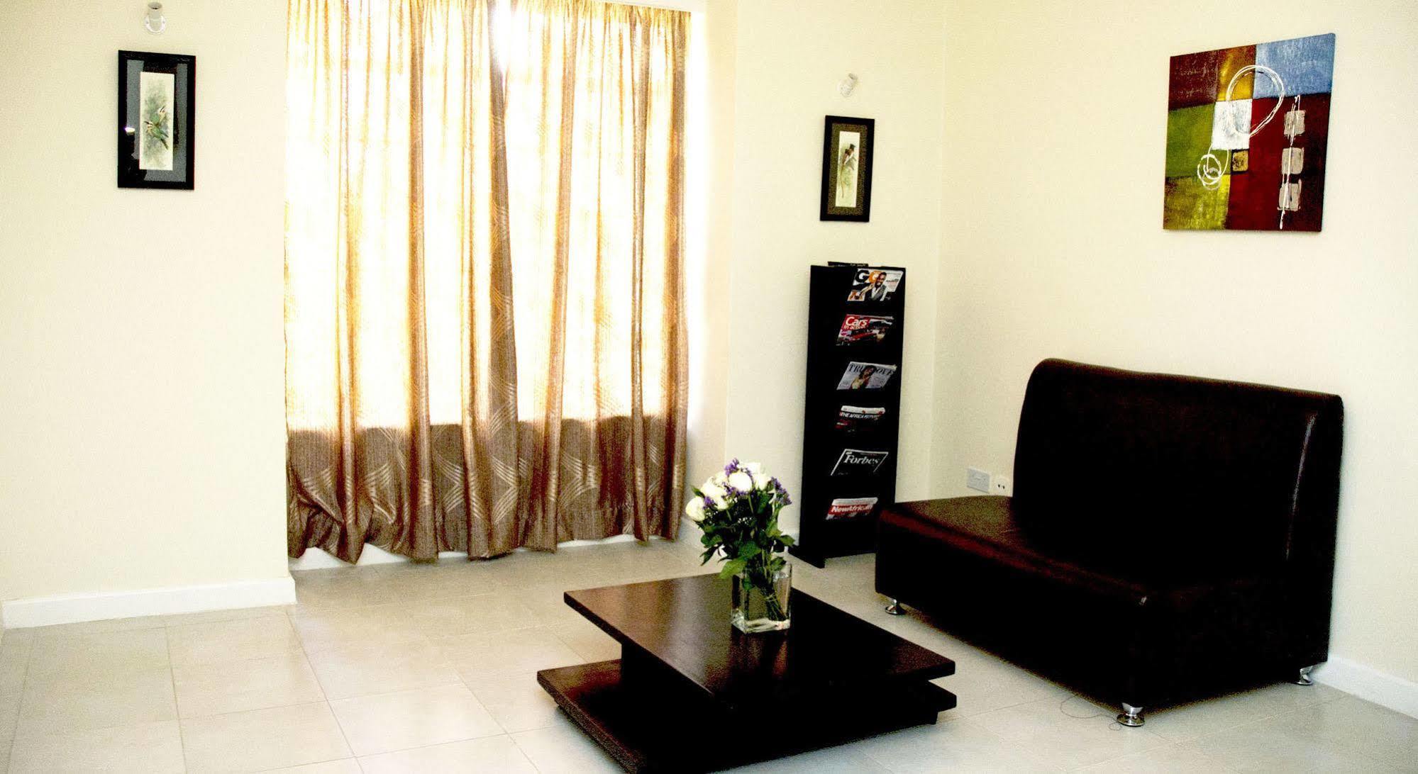 Nairobi Airport Hotel Syokimau ภายนอก รูปภาพ